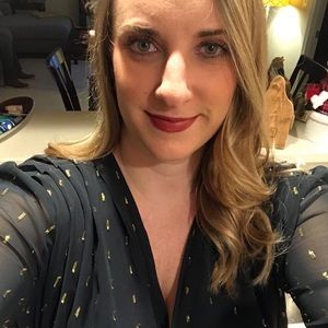 Meet your Posher, Liz